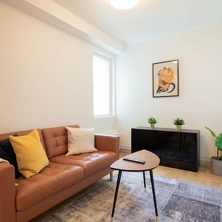 Forenom Serviced Apartments Helsinki Toeoeloe Exterior photo